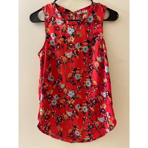 Abercrombie & Fitch Women's‎ Size XS Tank Blouse Red Floral Shirt - Picture 1 of 6